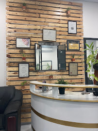 Shanom Beauty Parlour Reception and Styling Chairs